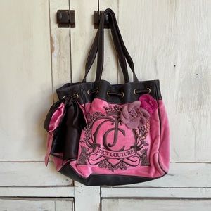 Juicy Couture pink velvet bag never used (Daydreamer Tote)